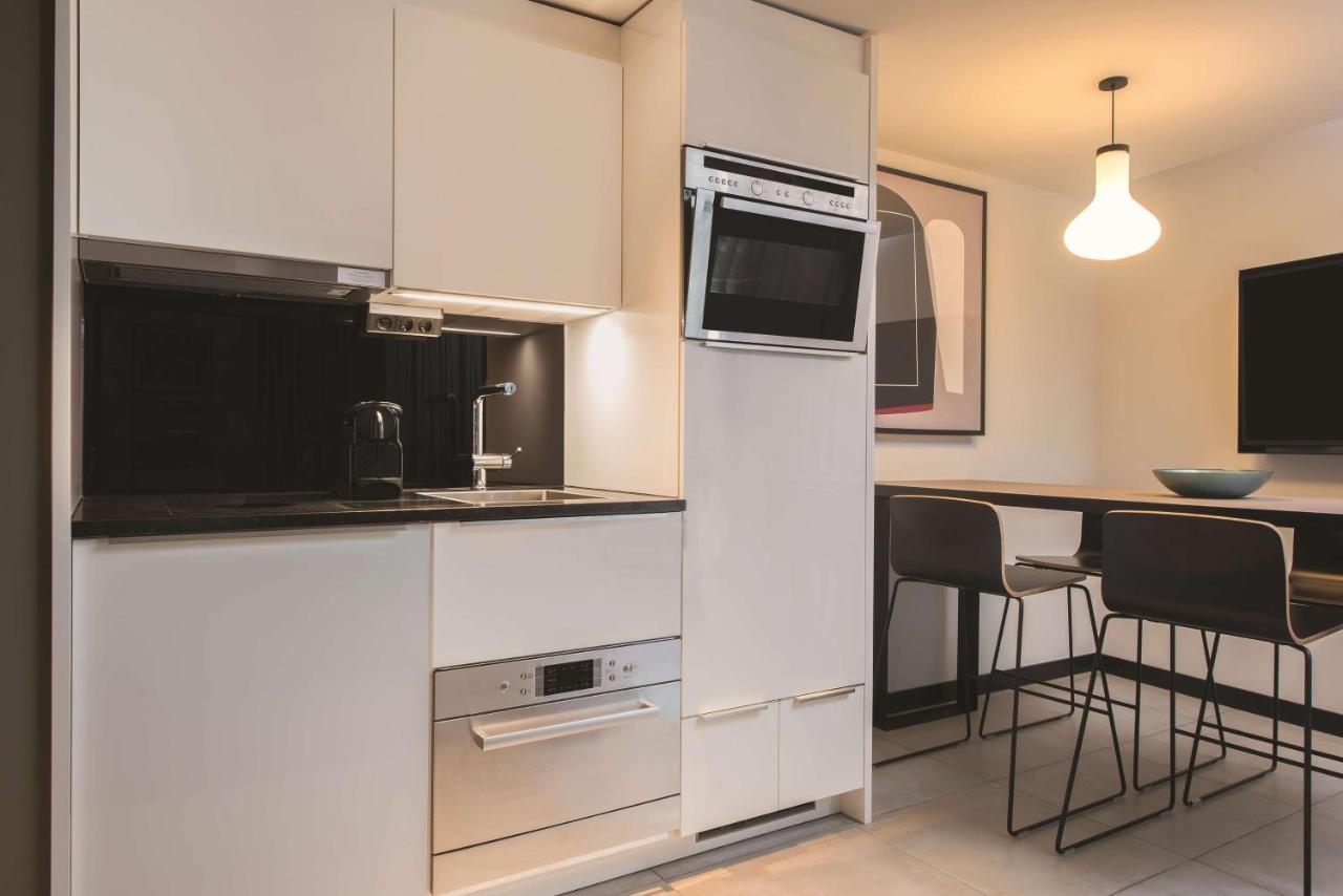 Premier One-Bedroom Apartment